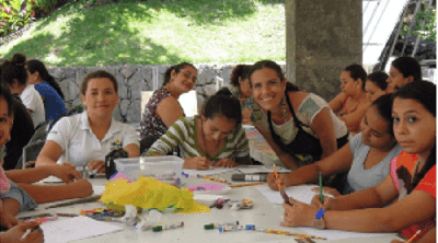 Estudiantes de la Cátedra < Danza  y Educación Musical >